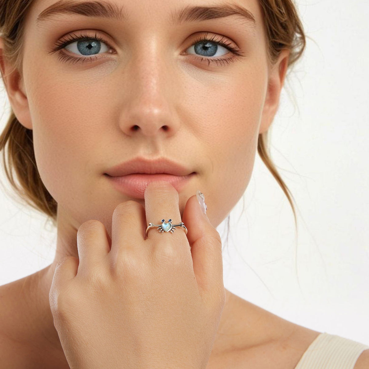 925 Sterling Silver Moonstone and Synthetic Spinel Ring