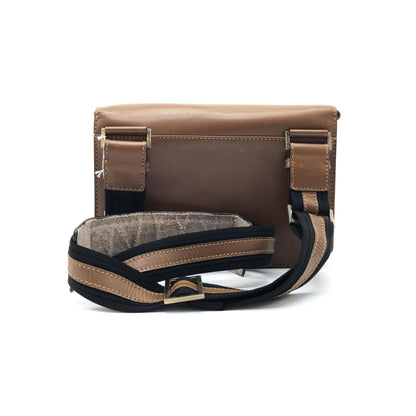 Brown Leather Handbag With Metal Clasp