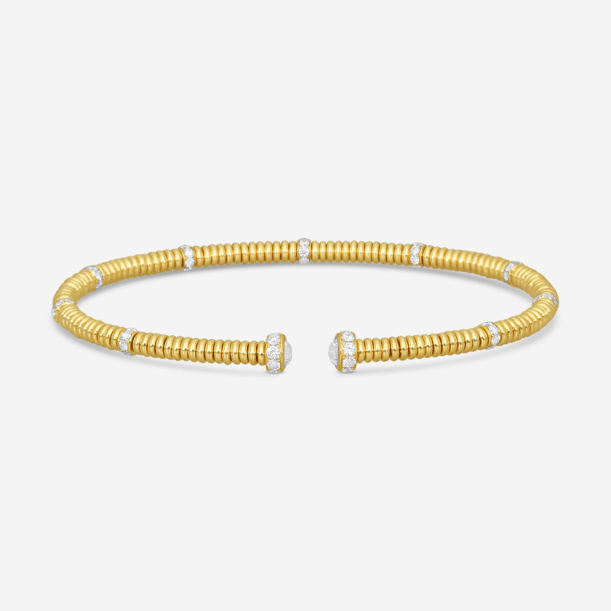 Lugano - 18KY Bangle With Diamonds (Gross Weight: 12.03 gr, DIA: 0.90ct twd FG/VS) - 226-36