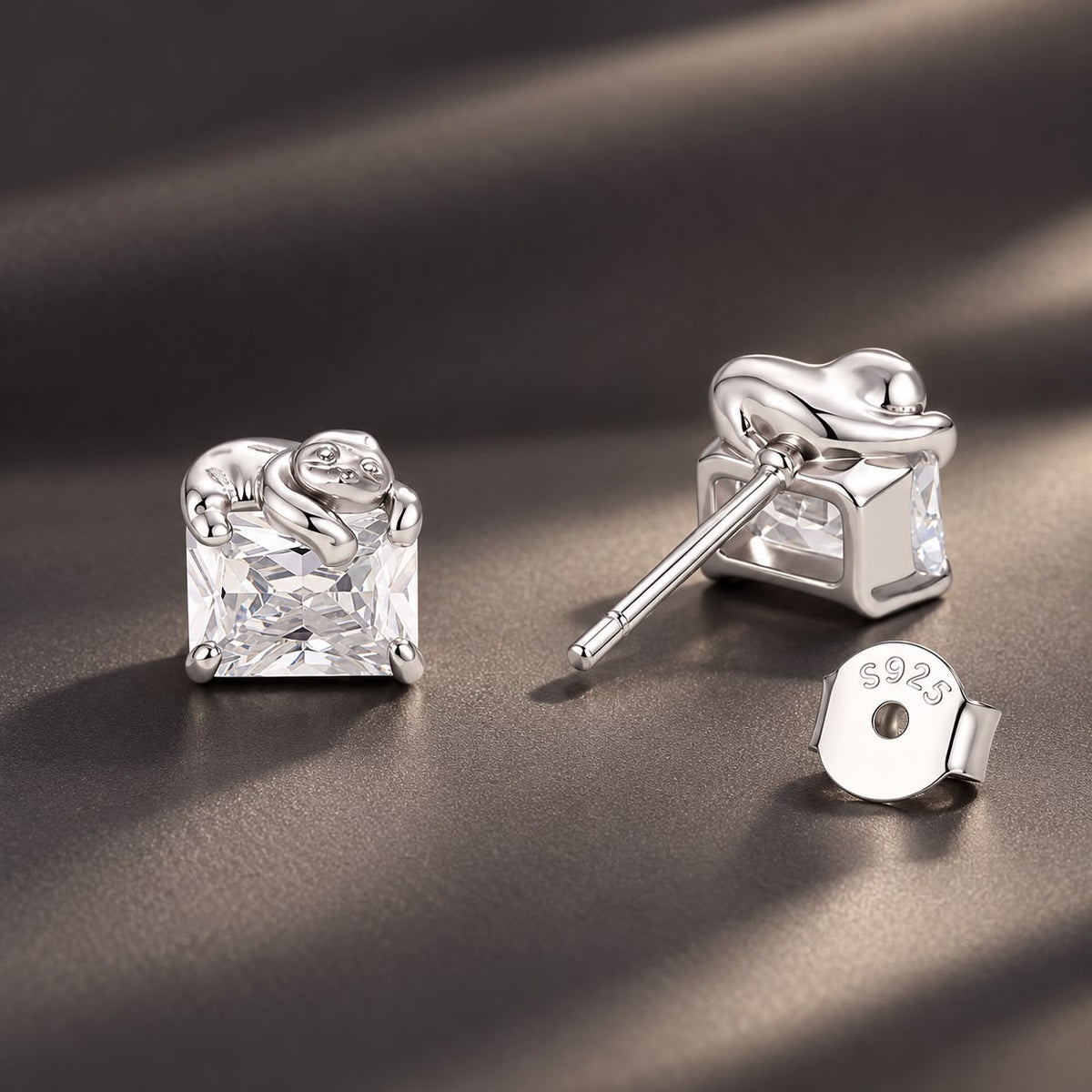 925 Sterling Silver White Gold Plated 0.7x0.7cm Pavé CZ Earrings for Women
