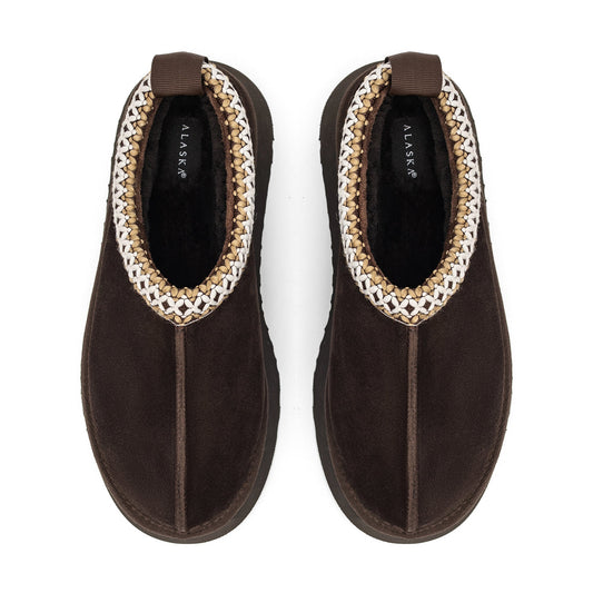 Alaska Shearling Slippers in Brown