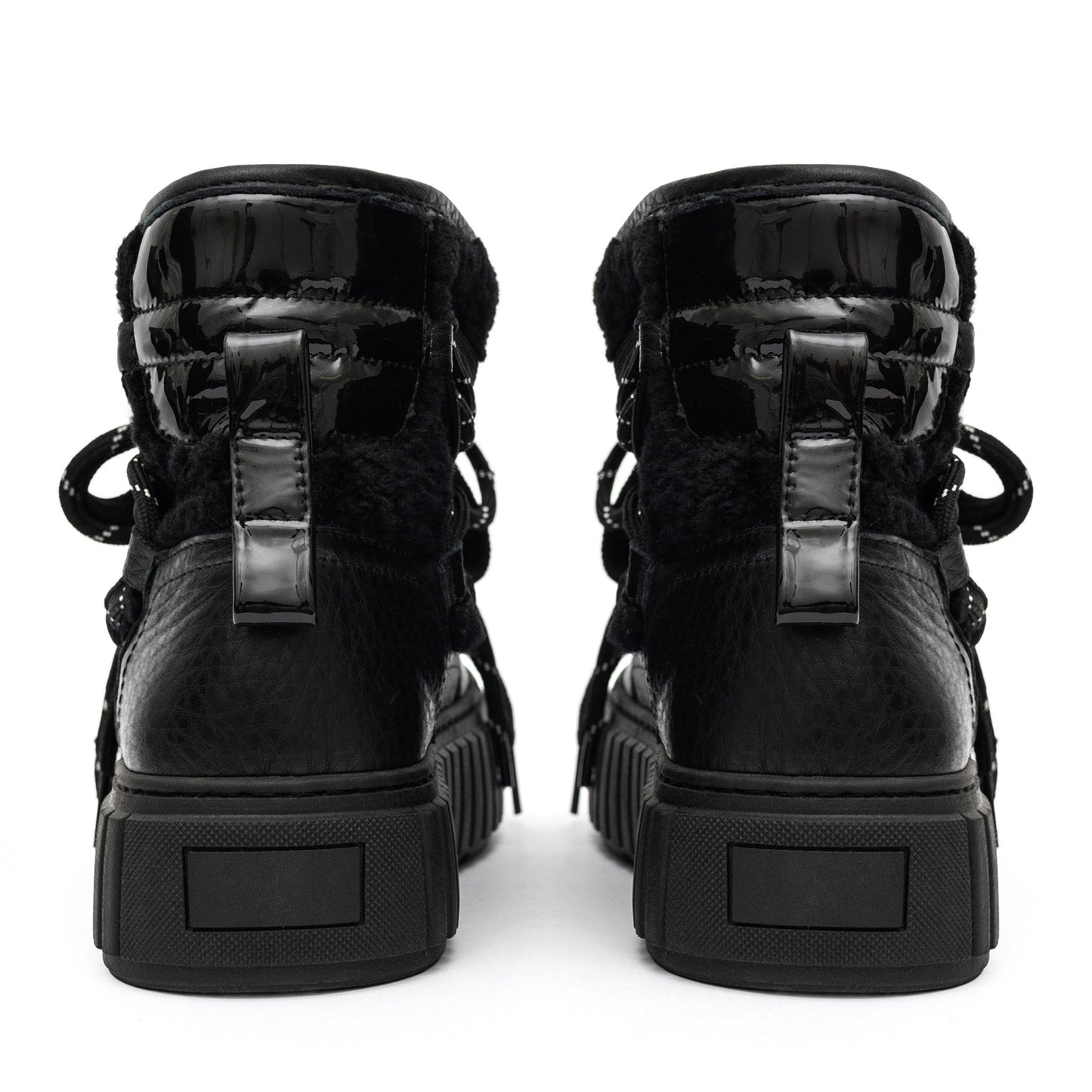 Noir Urban Shearling Boot