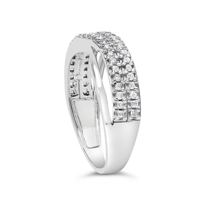 10K White Gold Princess Diamond Split Shank Band Ring