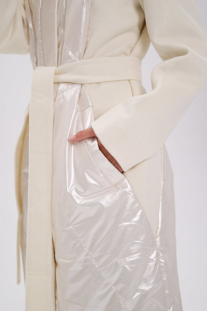 Saga® Furs Silver Fox Wool Alpaca Freudenberg Comfortemp® Coat