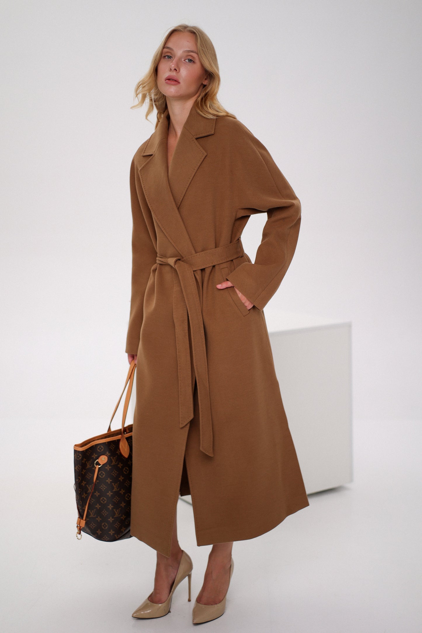 Cambridge Comfort Wraparound Wool Cashmere Coat Dark Camel