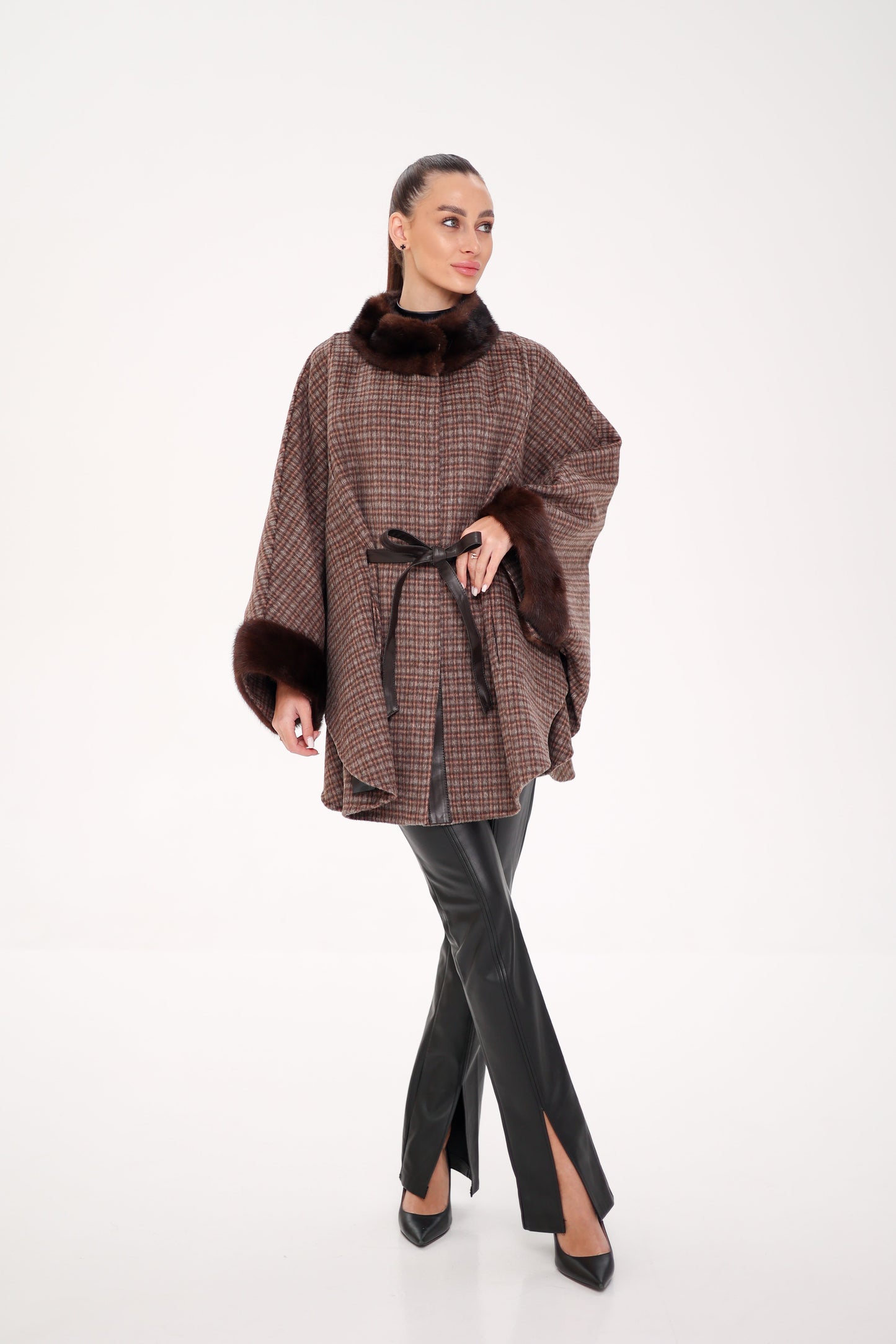 Scandinavian Mink Fur Double Face Wool Poncho