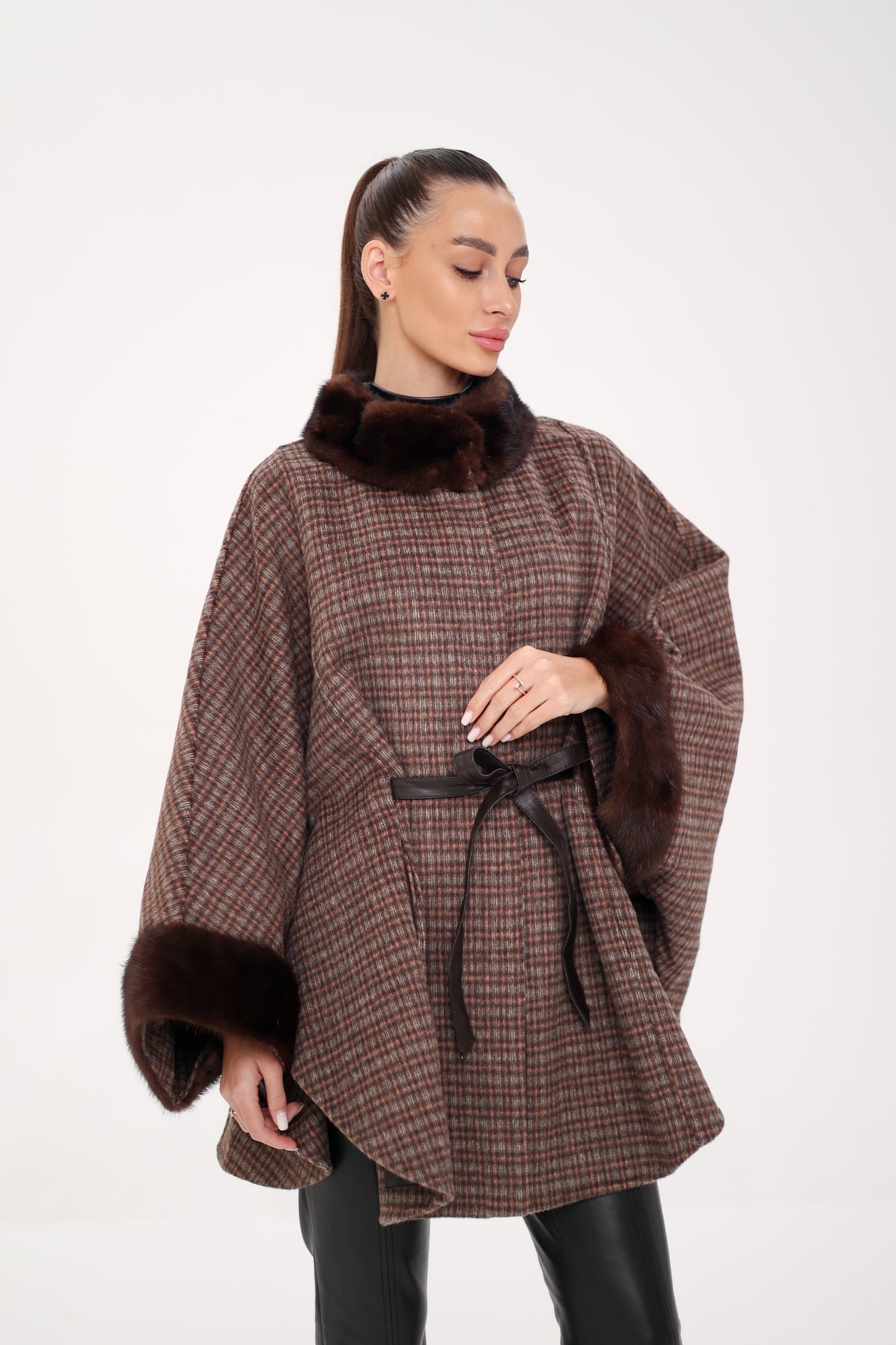 Scandinavian Mink Fur Double Face Wool Poncho