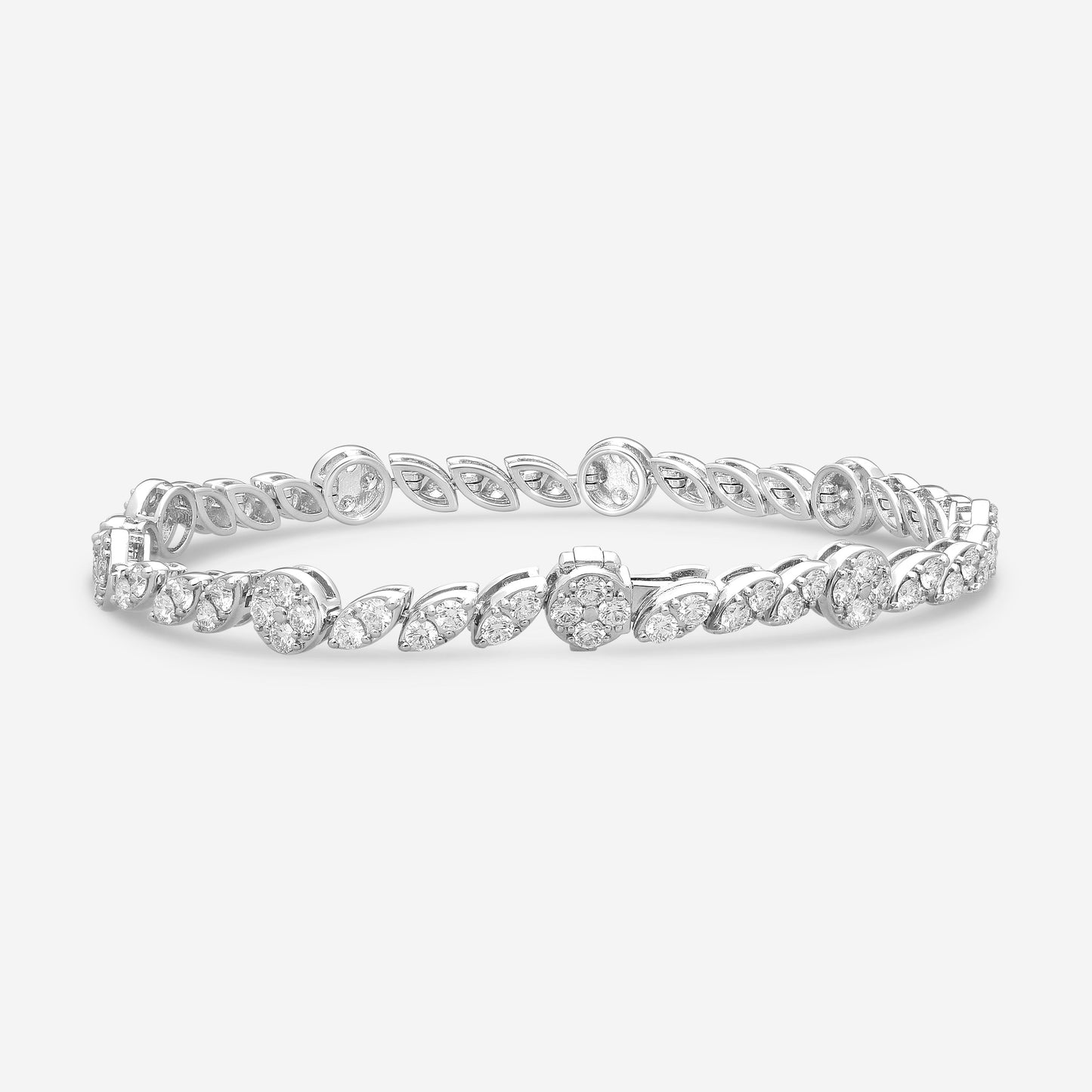 SIGNED PIECES GROUP Roberto Coin Marquesa 18K White Gold Diamond Swirl Bracelet 8882842AWLBX0