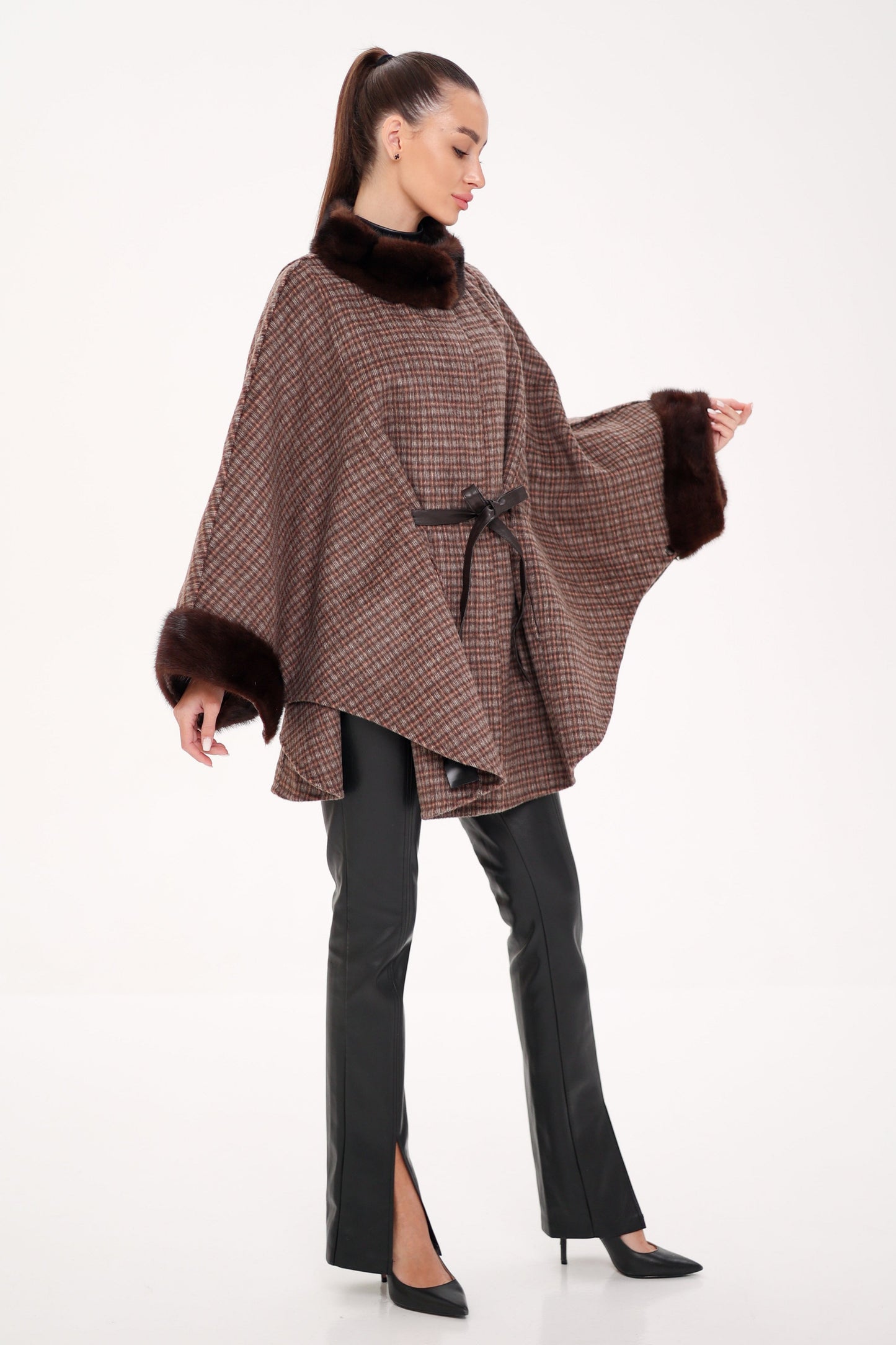 Scandinavian Mink Fur Double Face Wool Poncho