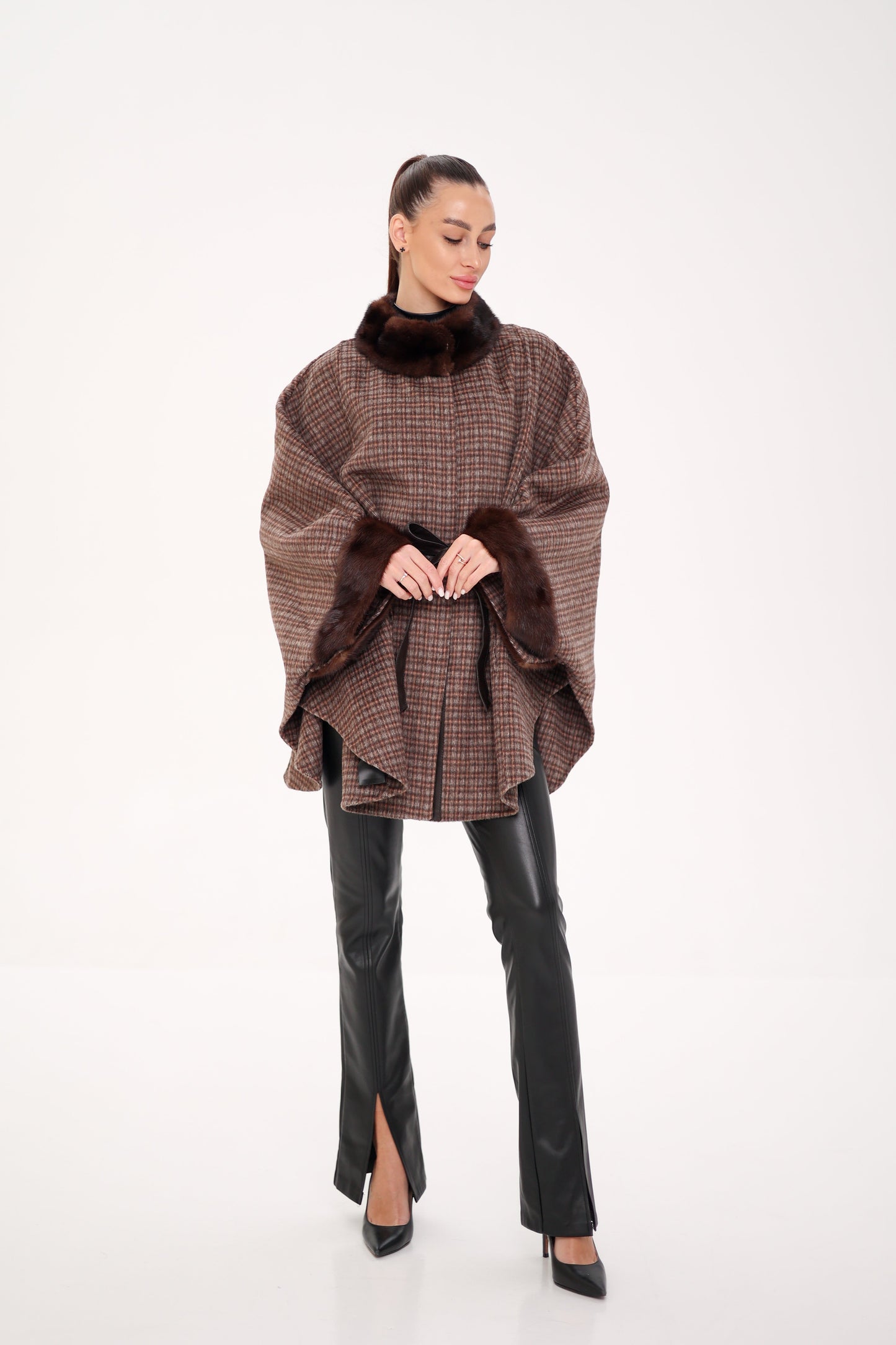 Scandinavian Mink Fur Double Face Wool Poncho