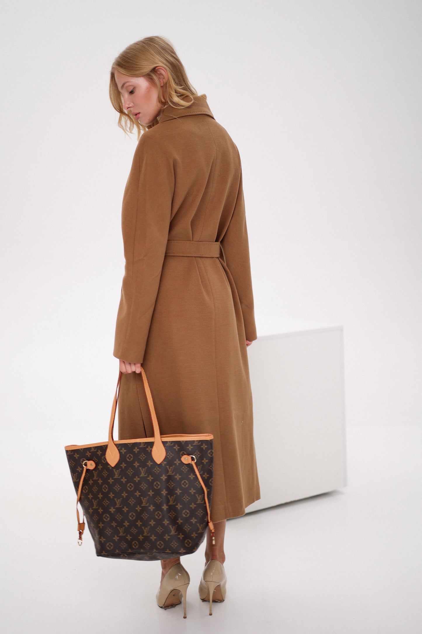 Cambridge Comfort Wraparound Wool Cashmere Coat Dark Camel