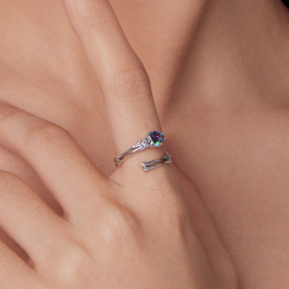 Sterling Silver Heart Design Ring with Transparent Glass