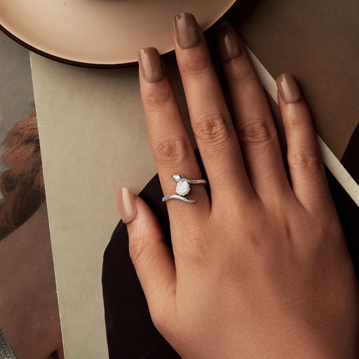 White Gold Plated Sterling Silver Cubic Zirconia & Shell Ring