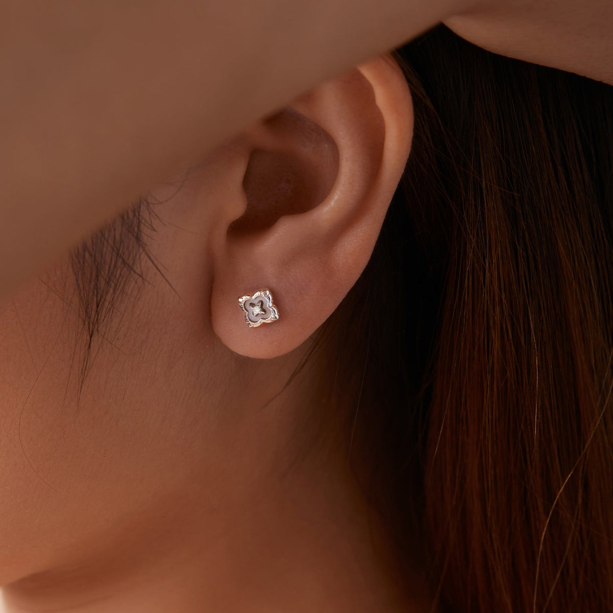 Sterling Silver Moissanite Nacre Stud Earrings